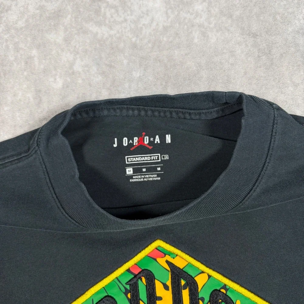 Jordan Brand Mens T-Shirt Medium Black Graphic Diamond Logo Short Sleeve Tee